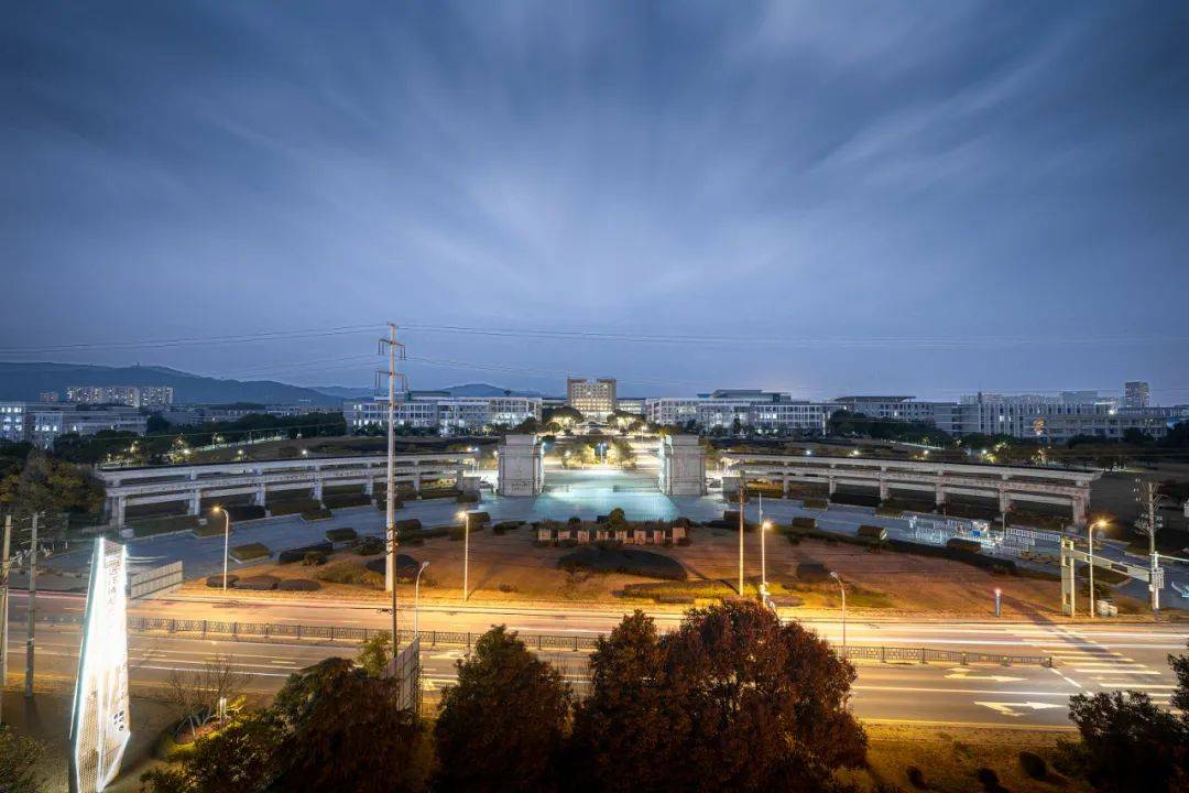 江西唯一上榜高校！毕业生薪资全省第一，这所顶级“双非”大学实力不输211？