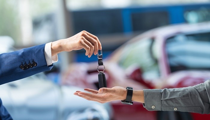 燃油车价格战重启,官方直降取代优惠促销