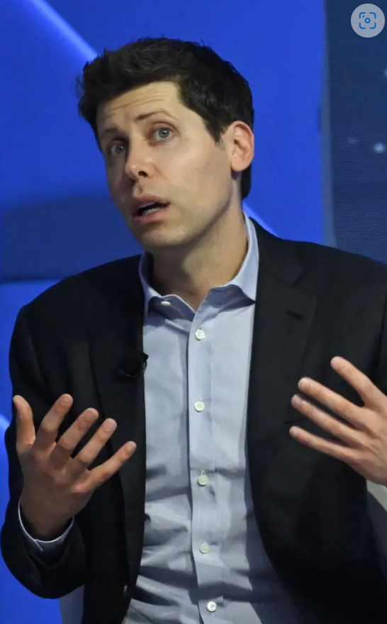 “马斯克暗示:不会利用影响力报复对手”