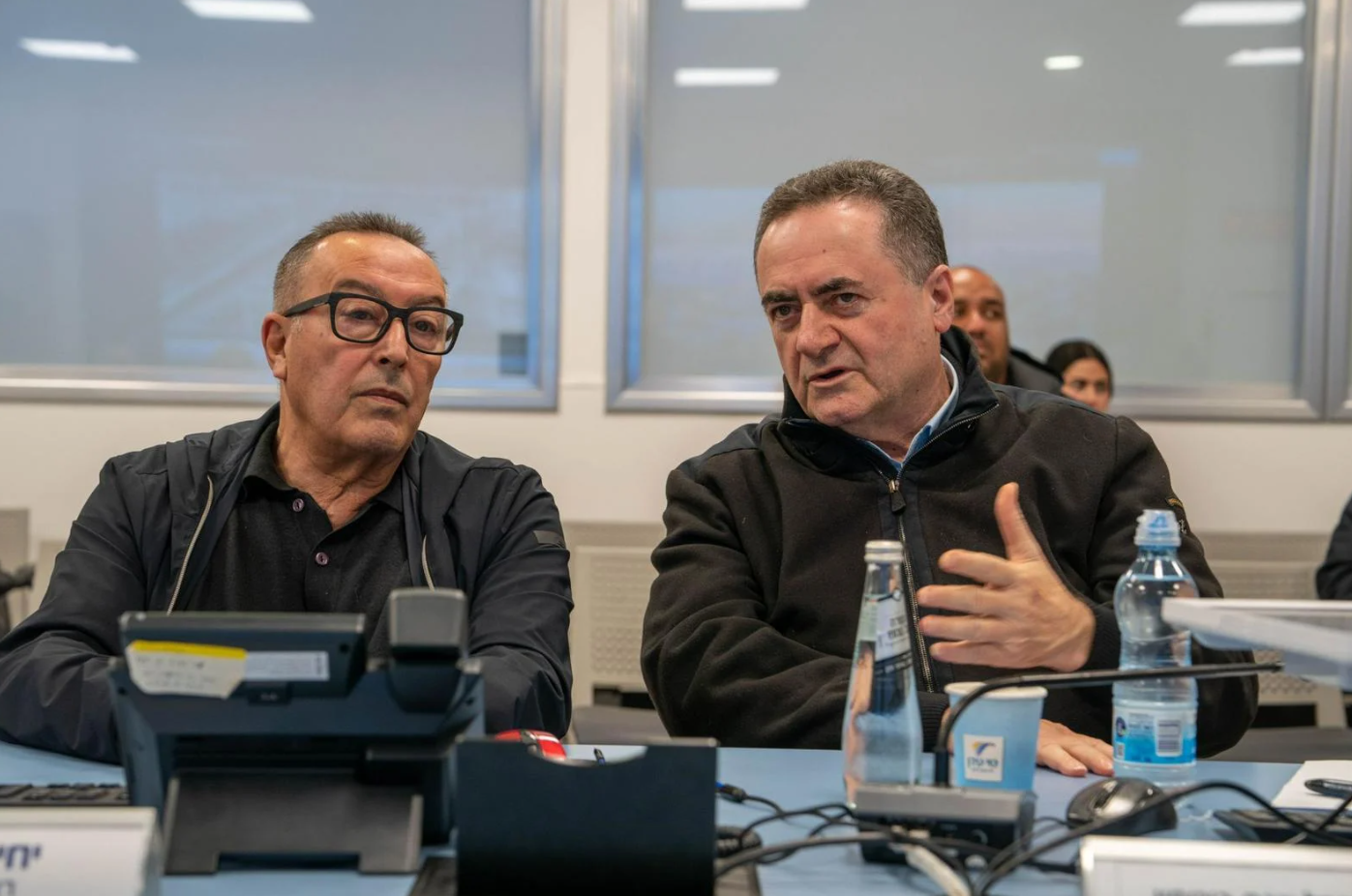 以防长:若哈马斯不尽快释放以方被扣押人员 将遭受强力打击