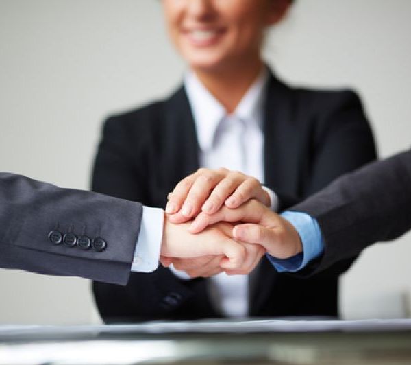 停牌!官宣!年初并购市场持续活跃,12家公司首次披露重组事件