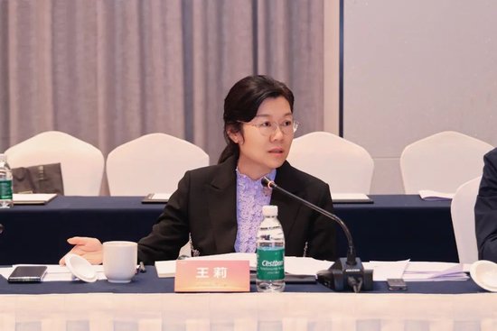 茅台召开部分省区茅台酒市场座谈会,聚焦信心、转型、触达三个关键词