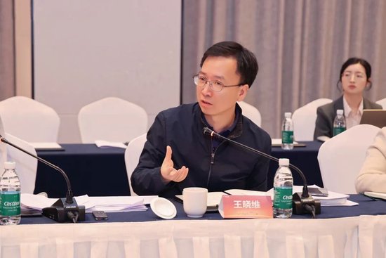 茅台召开部分省区茅台酒市场座谈会,聚焦信心、转型、触达三个关键词