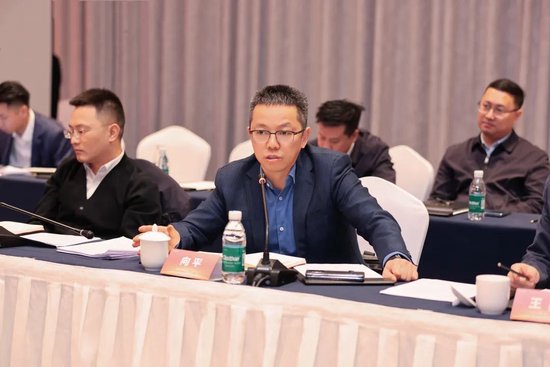 茅台召开部分省区茅台酒市场座谈会,聚焦信心、转型、触达三个关键词