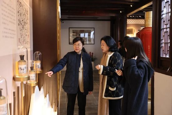 茅台召开部分省区茅台酒市场座谈会,聚焦信心、转型、触达三个关键词