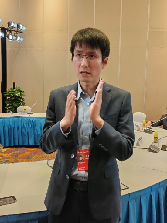 直击博鳌丨对话第四范式陈雨强：人是老师，要防止人工智能变坏