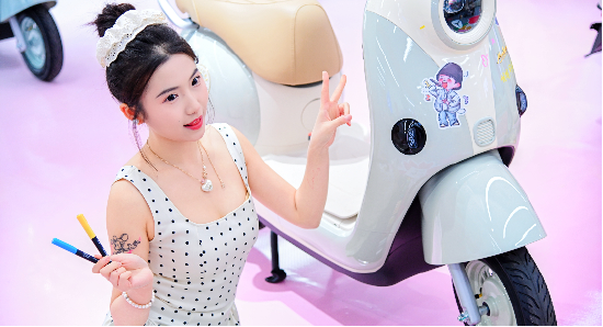 国补叠加颜值经济：雅迪摩登系列如何撬动春日出行千亿市场？