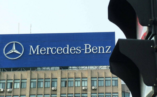 特朗普汽车关税生效在即 奔驰据悉考虑在美停售入门级车型