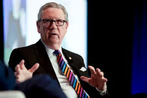 堪萨斯联储主席称关税可能迫使美联储关注通胀而非就业