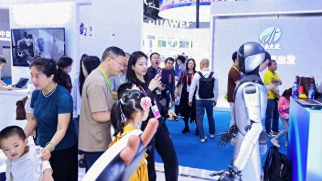 消博会：中国制造开拓全球新市场