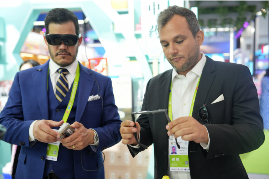 2025消博会探“新”：服务消费展现更大潜能