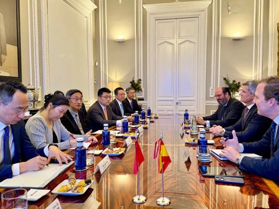 刘珺拜访中西企业顾问委员会西方主席单位海斯坦普集团