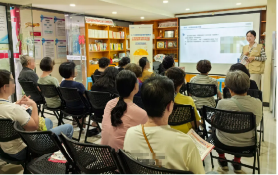 长城基金走进深圳社区长青老龄大学，筑牢银发群体的防非反诈防线