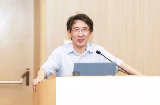 创新创业大讲堂｜余承东：构筑自主可控的鸿蒙操作系统与生态体系