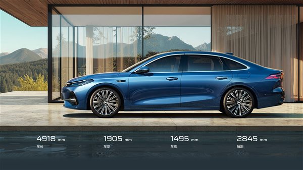 油耗可媲美摩托车 吉利中型家轿银河A7上市:8.18万起