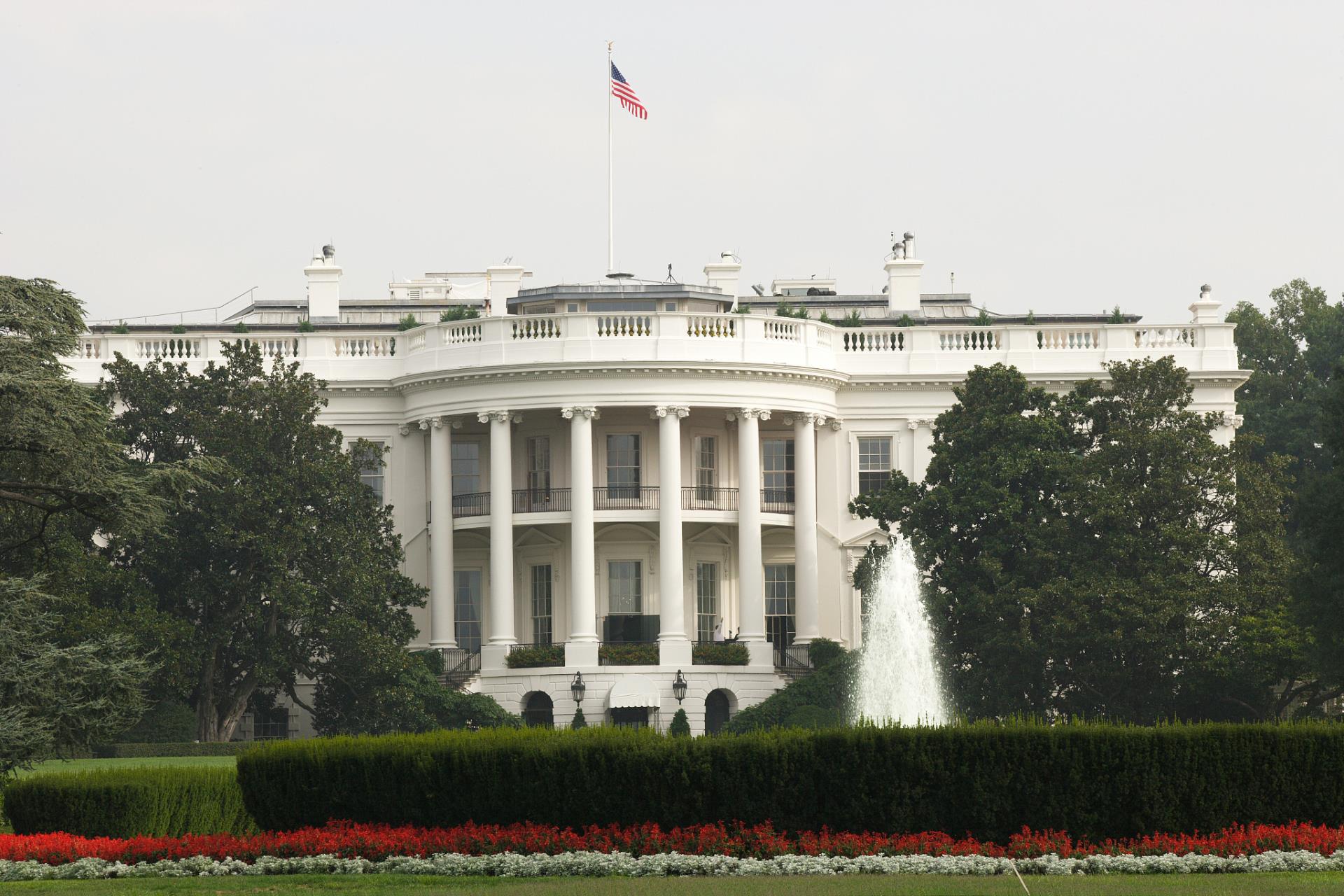 美国宣布扩大对钢铁和铝进口征收50%关税的范围