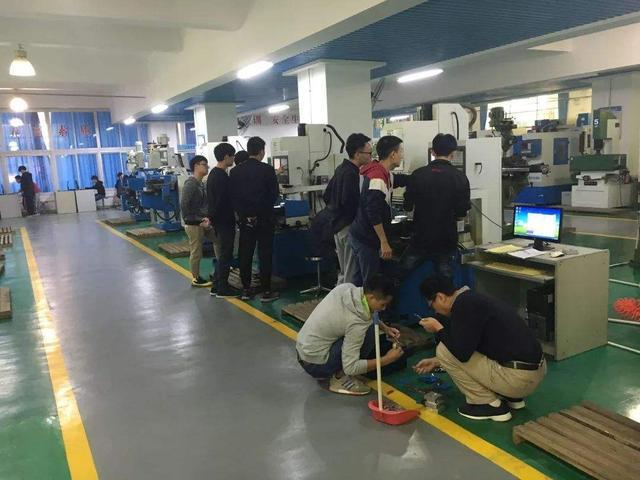 模具专业毕业后做什么工作比较好 模具专业毕业后做什么工作比较好