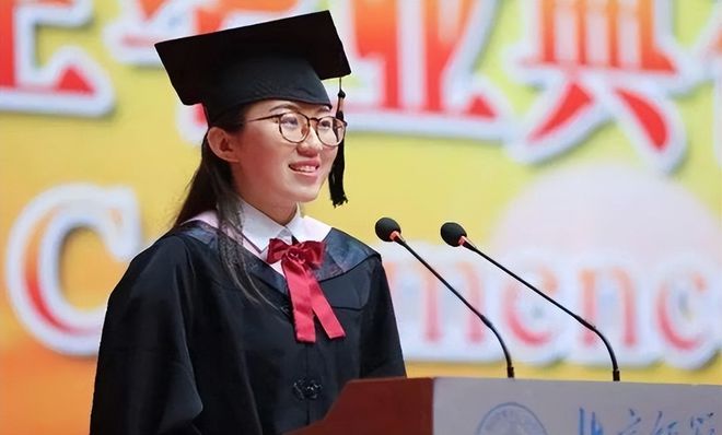 师范学生毕业后做什么工作合适 师范学生毕业后做什么工作合适