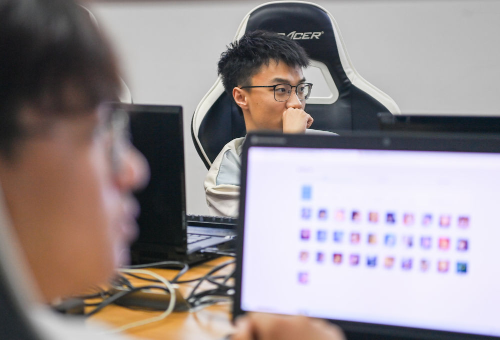 上了电竞大学毕业后能做什么工作的简单介绍