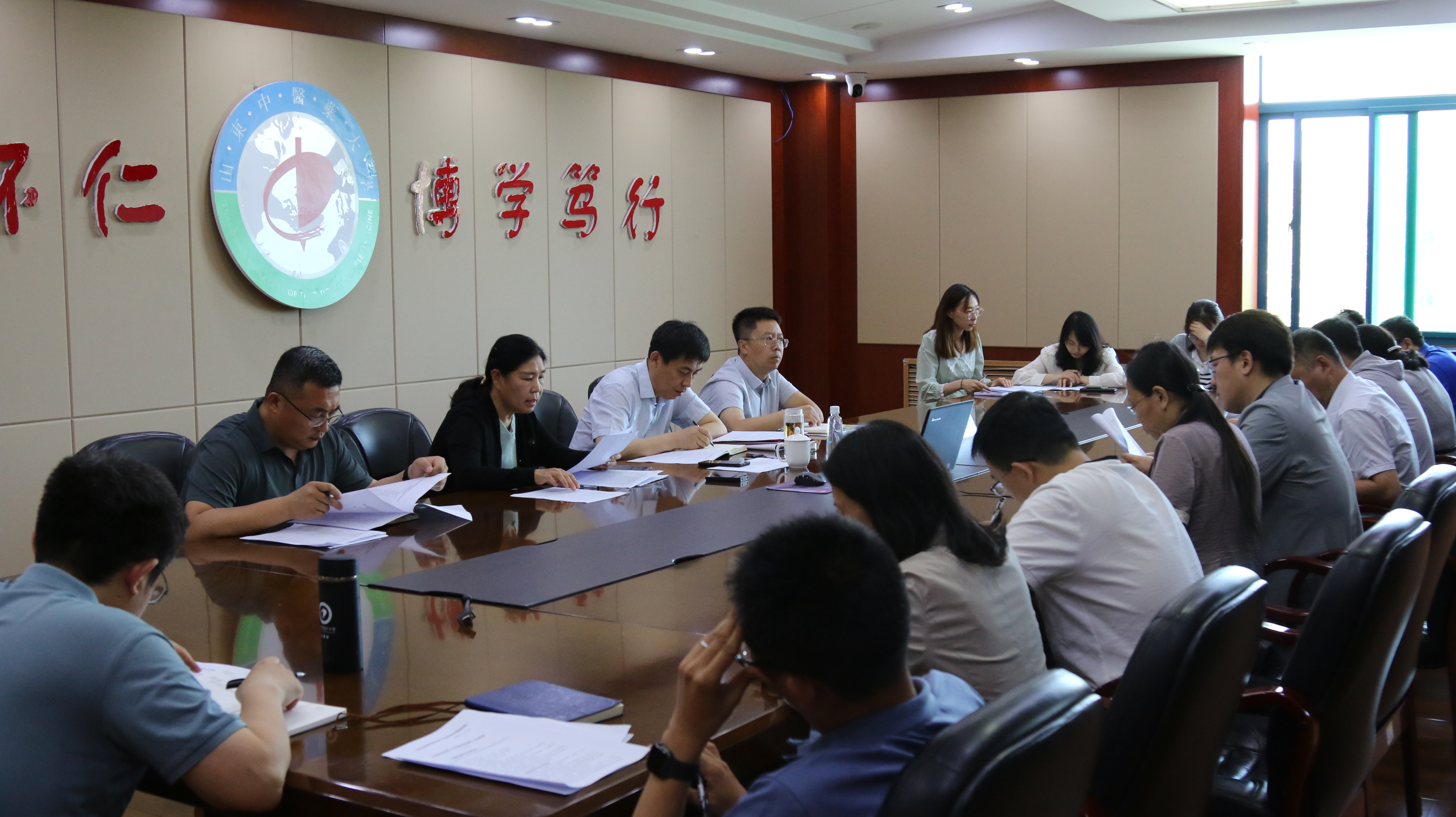 三流学校毕业后做什么工作好