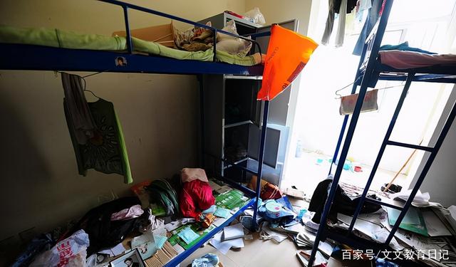 大学的宿舍是一年一换吗 大学的宿舍是一年一换吗